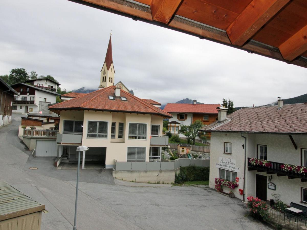 Modern Apartment In Hochgallmigg With Balcony 외부 사진